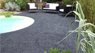 verde black groovy grass