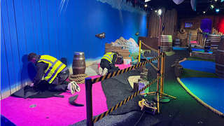 jet black artificial grass for crazy golf