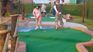verdeplay green used as a crazy golf surface