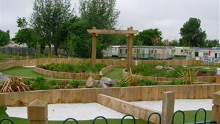 verde sports crazy golf artifical grass flooring