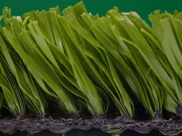side view of green verdeturf artificial grass