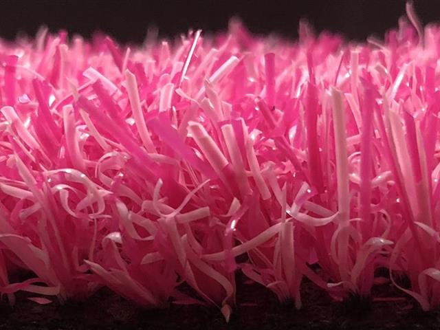 Groovy Grass Pink - 2.50m x 4.00m