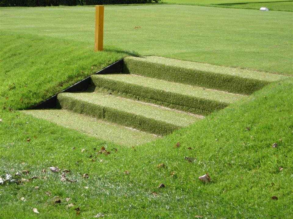 Super Verdegrass - Steps at Bolton Golf Club