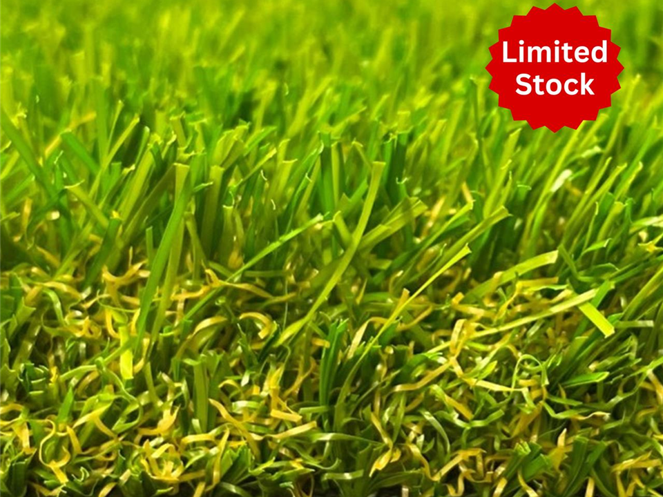 Limited Stock - Verde Entrada 30mm green & a brown thatch