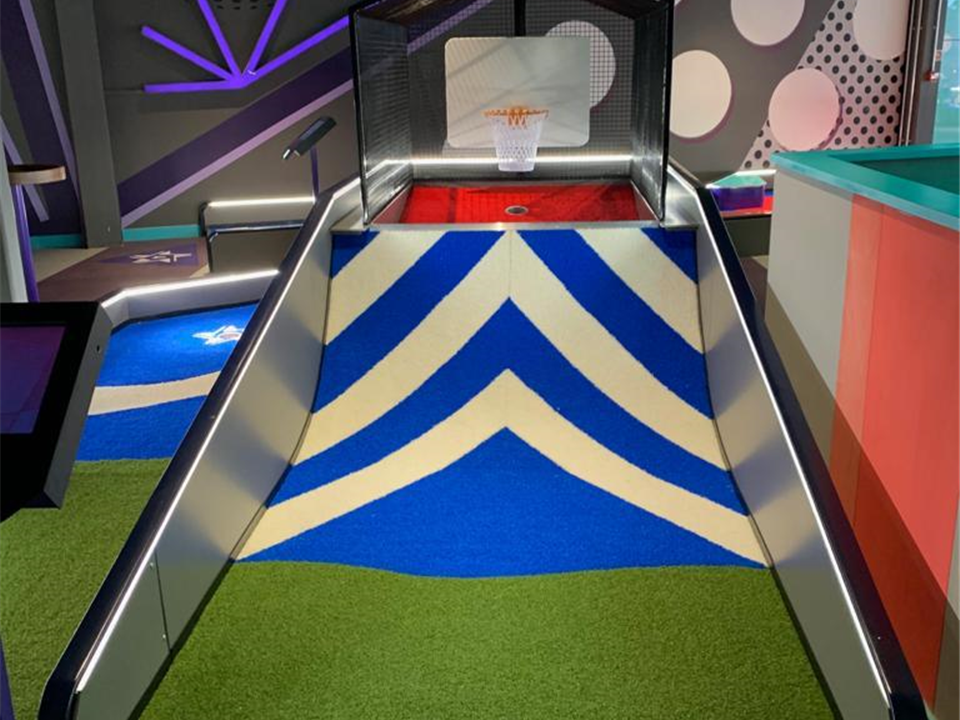 mini golf pattern course in blue