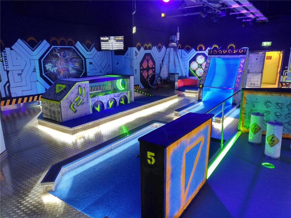 adventure golf course in birmingham