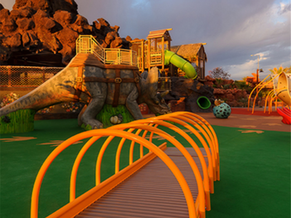 verdeplay grass min golf surfaces