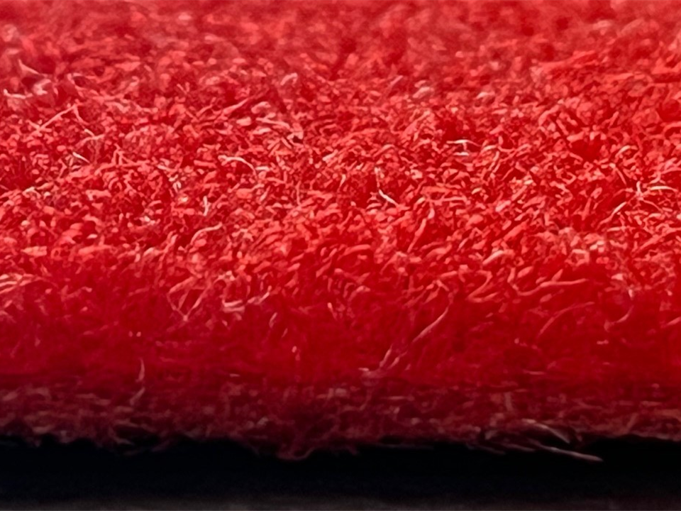 side view of VerdePlay red