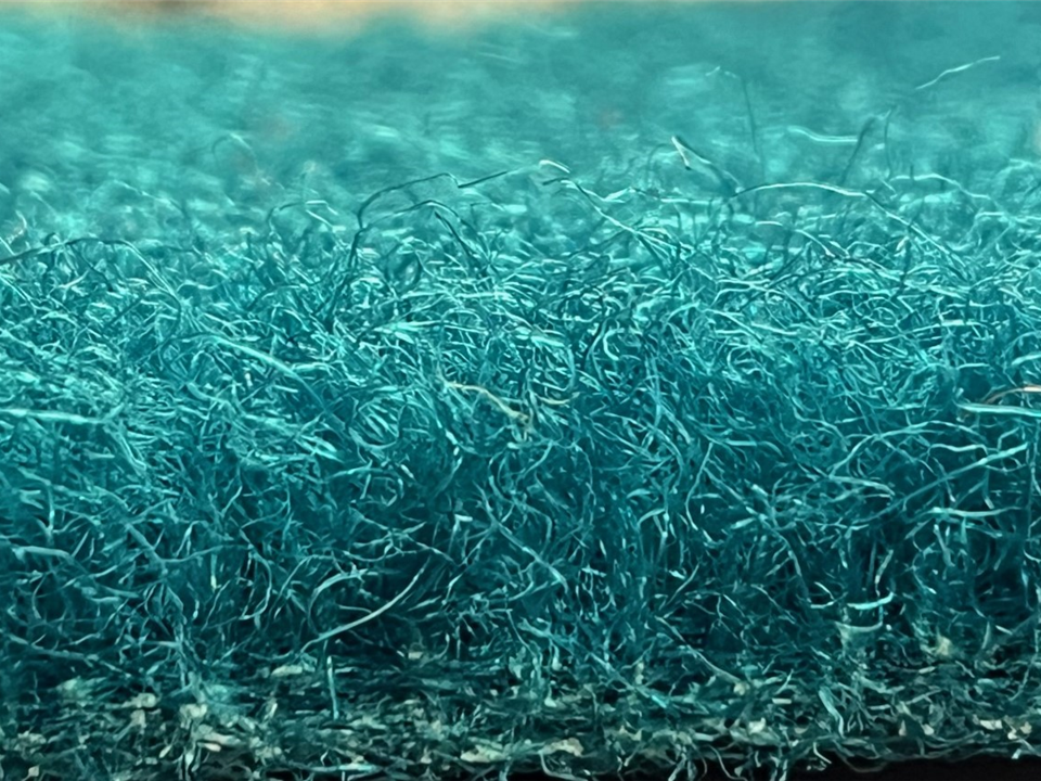 side view of VerdeSward marine blue