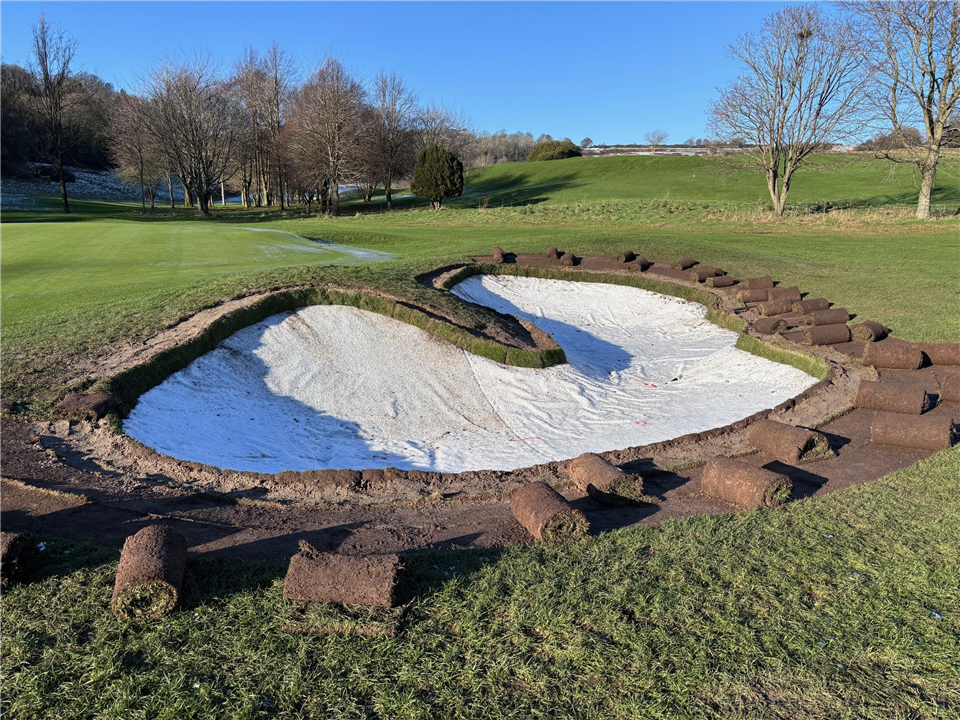 Verde Bunker Liner at Worthing