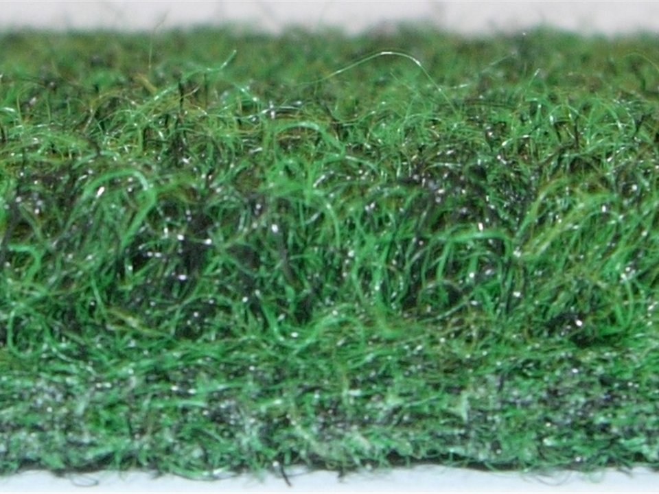 Verde Pitch Top Side View 4.40m x 4.00m