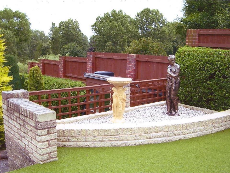 Super Verdeturf By Mr & Mrs Howes