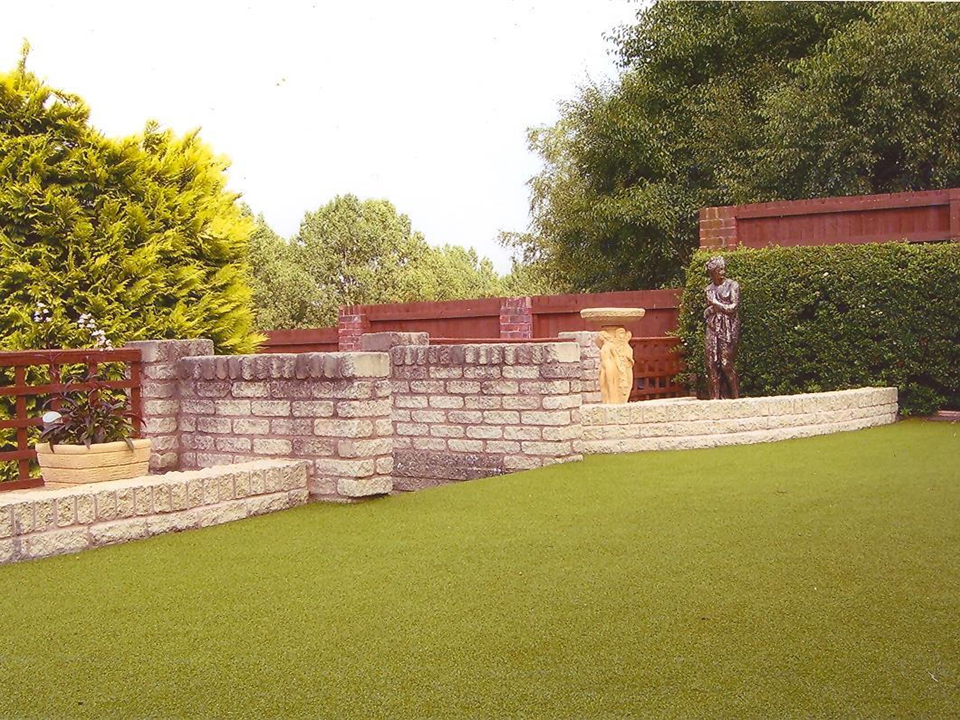 Super Vereturf By Mr & Mr Howes