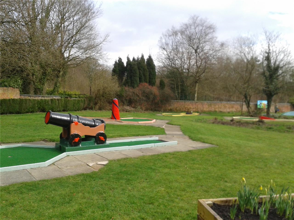 Haigh Hall Golf & Country Club - Crazy Golf