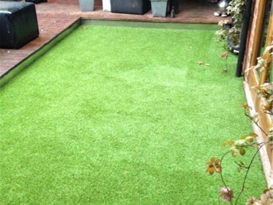 HLY Designs - Verdelawn