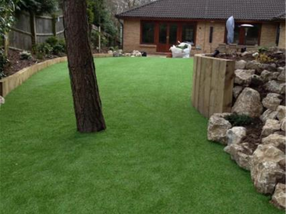 HLY Designs - Verdelawn