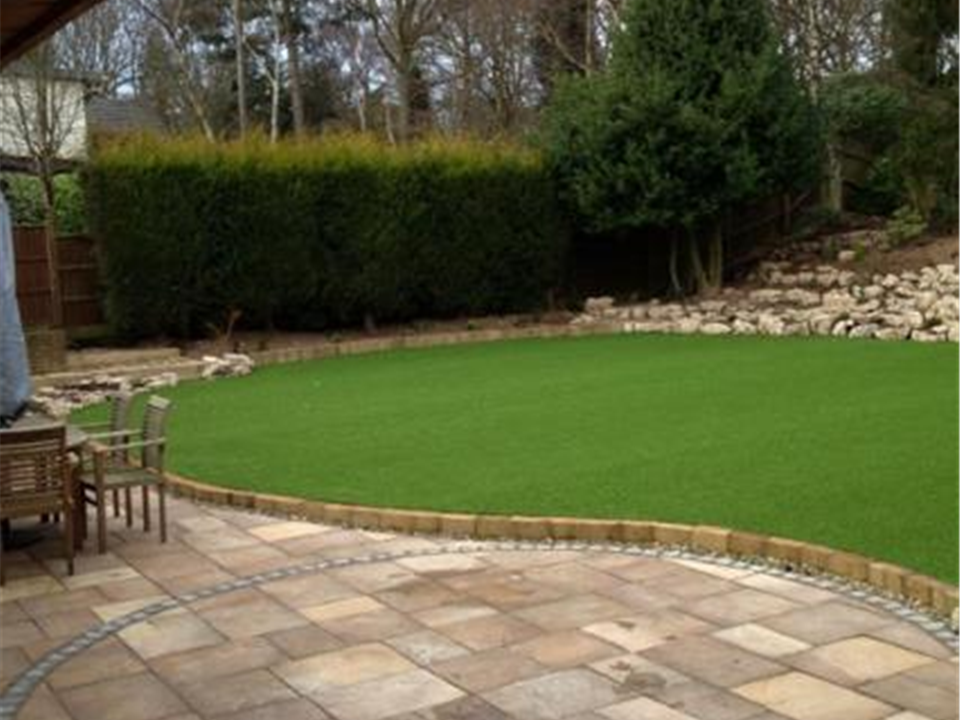 HLY Designs - Verdelawn