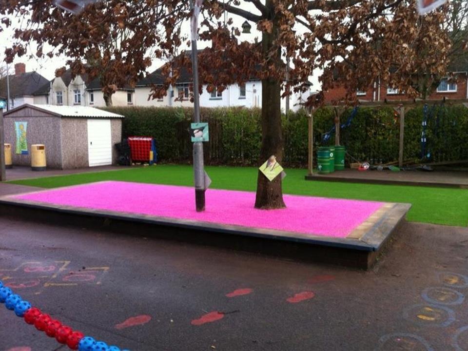 RD Paving &ndash; Pink Groovy Grass