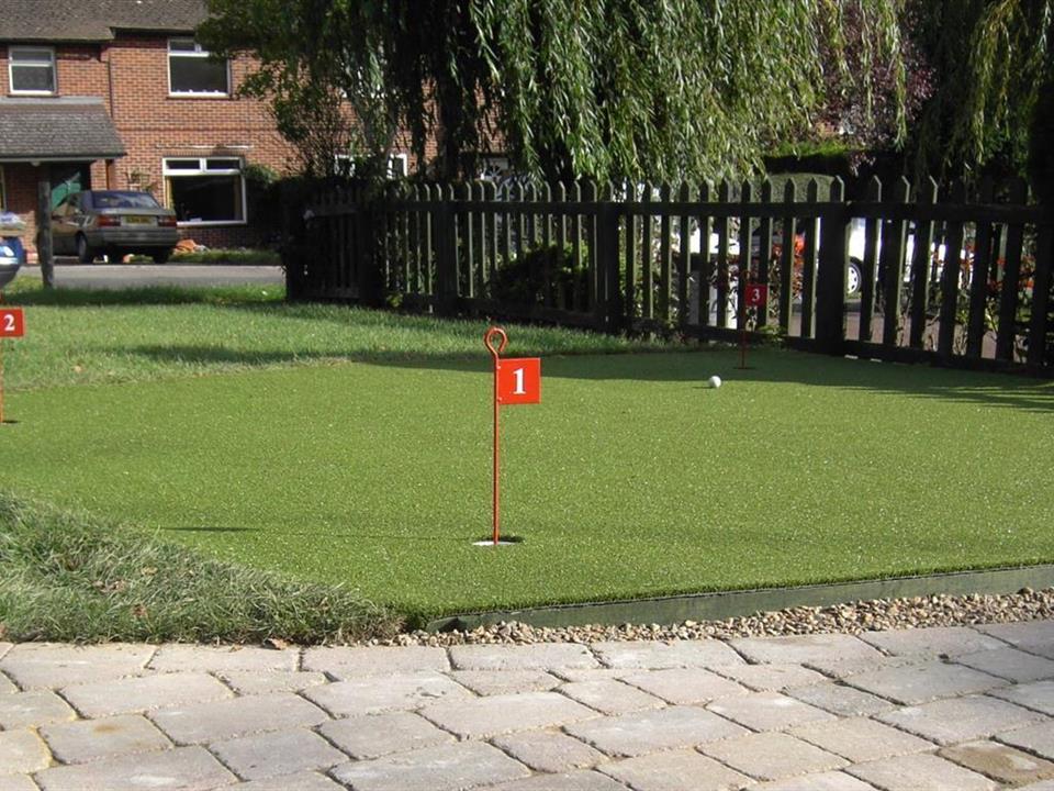 Putting Green By Look Real Lawns - Super Verdeturf