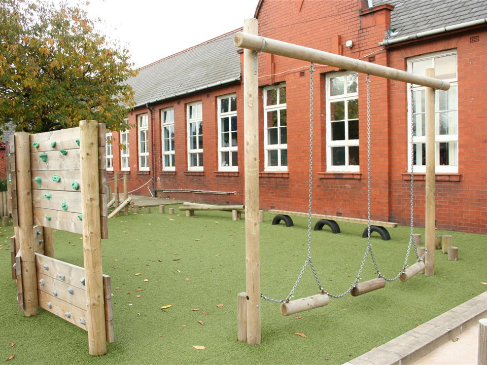 Elton Primary School - Verdeluxe