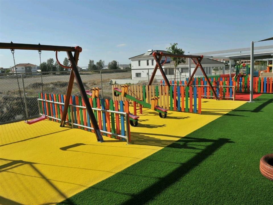 verdesward yellow and green artificial grass