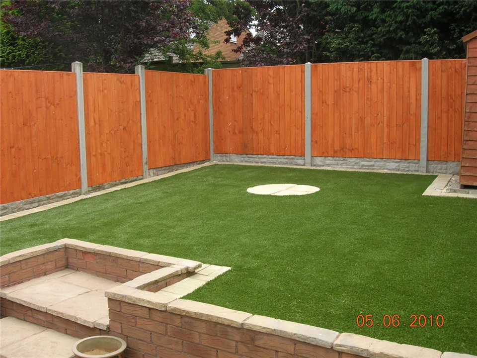 Lindsay Surfacing install Mr Fellows Garden with Super Verdeluxe