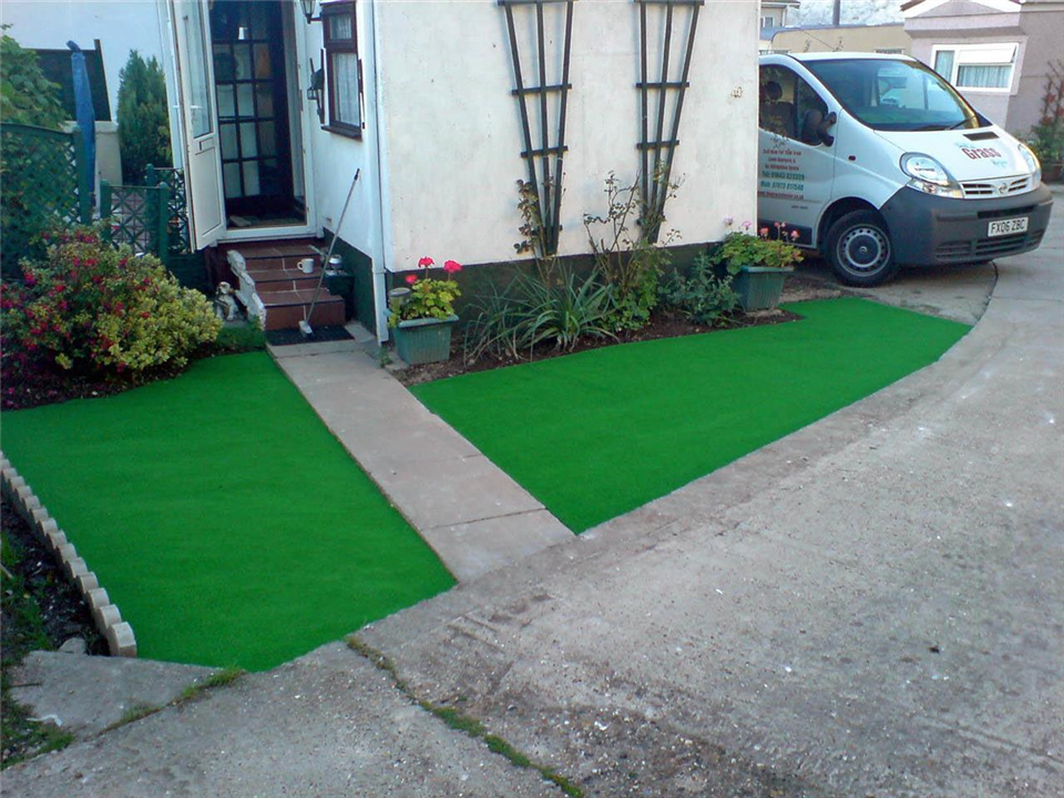The Grass Master Install Verdegrass