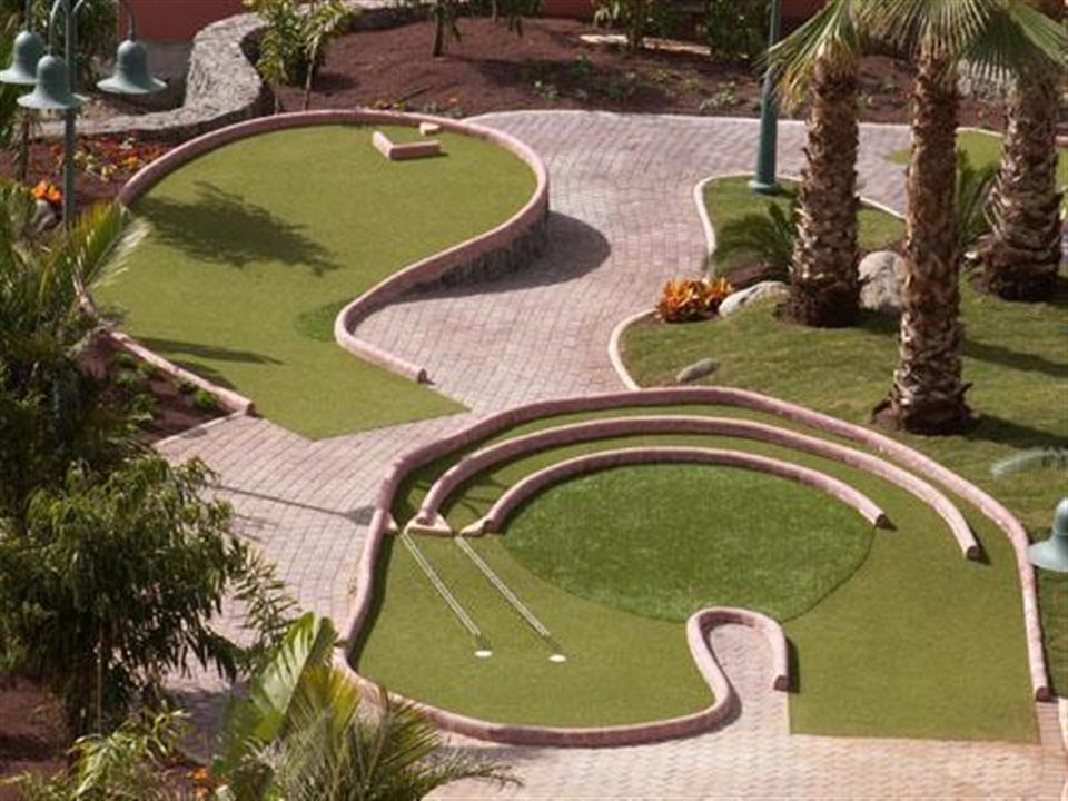 Artificial Grass Mini Golf in Tenerife