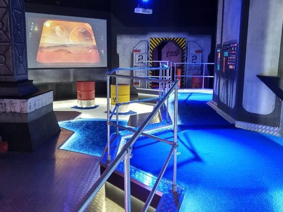 futuristic golf course using blue artificial grass