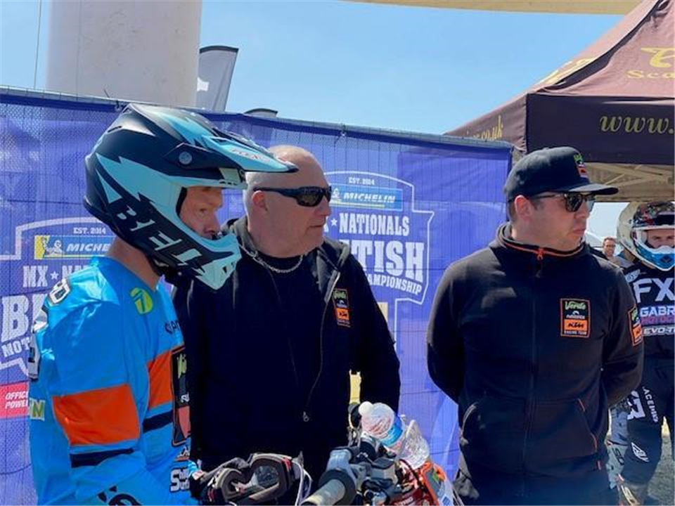 Team 303 in the Pits