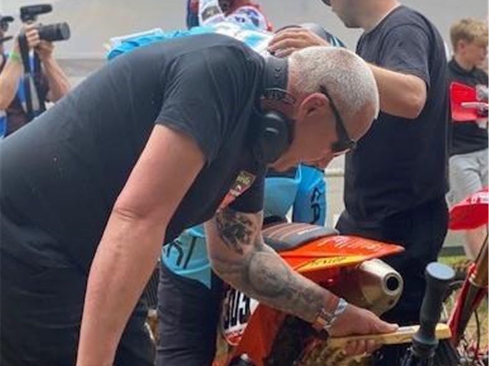 Adie in waiting zone