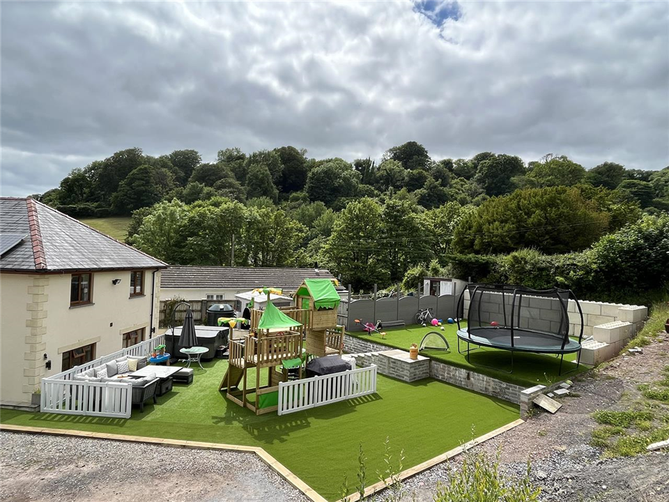 Verde Tempo 30mm - Cover Solutions Installation