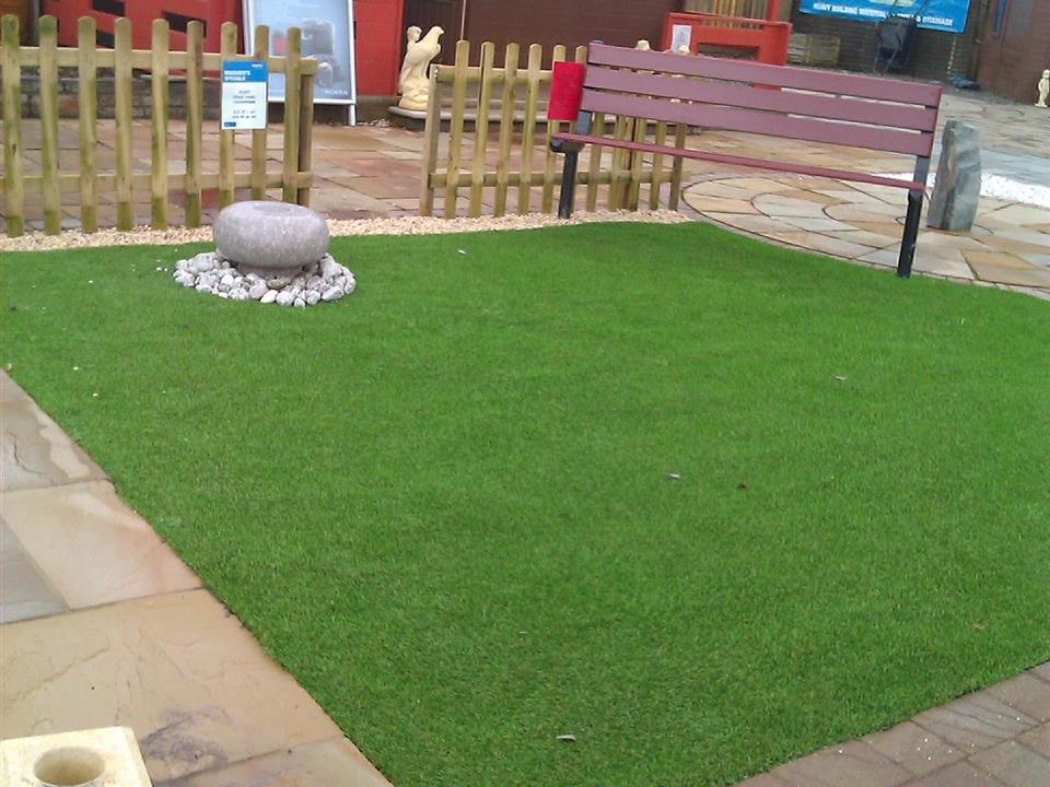 Verdelawn Display Graden at Keyline Broxburn