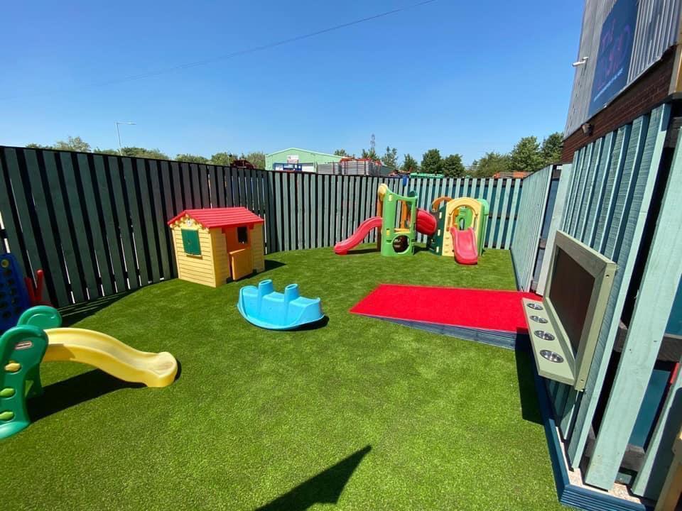 Leyland Playpad by Mark Wilkinson - Verdelawn