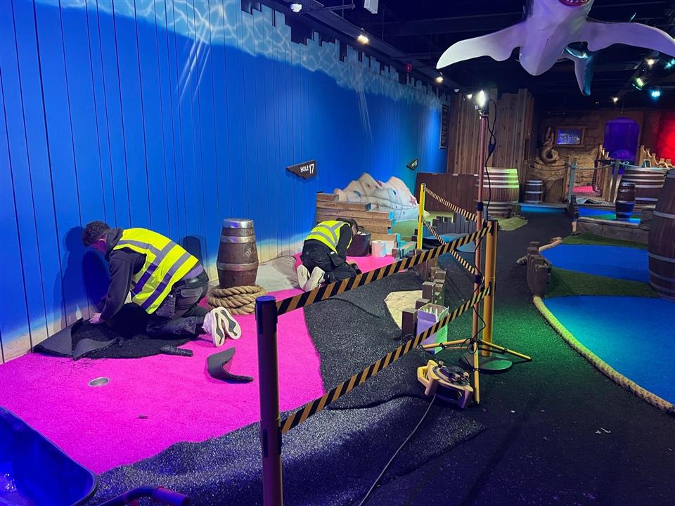 jet black artificial grass for crazy golf