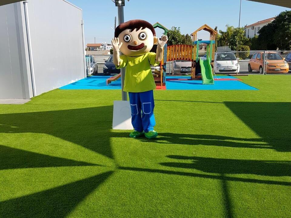 verdesward grass green used in a play area