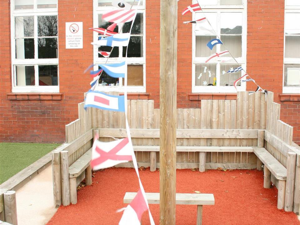 Terracotta Verdeturf - Elton Primary School