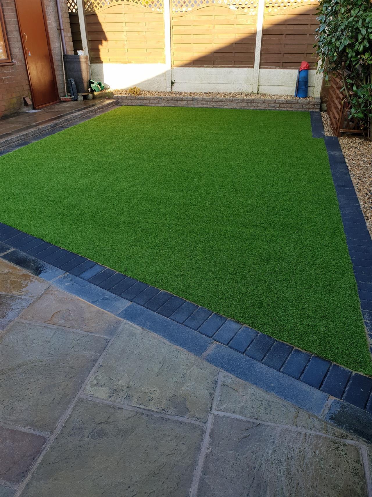 Ash Landscapes â€“ Hometurf Installed